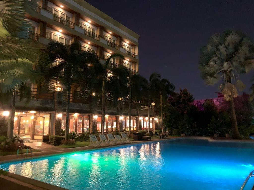 Leuxay Hotel Vientián Kültér fotó